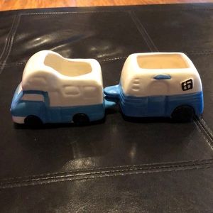 2-piece set planters